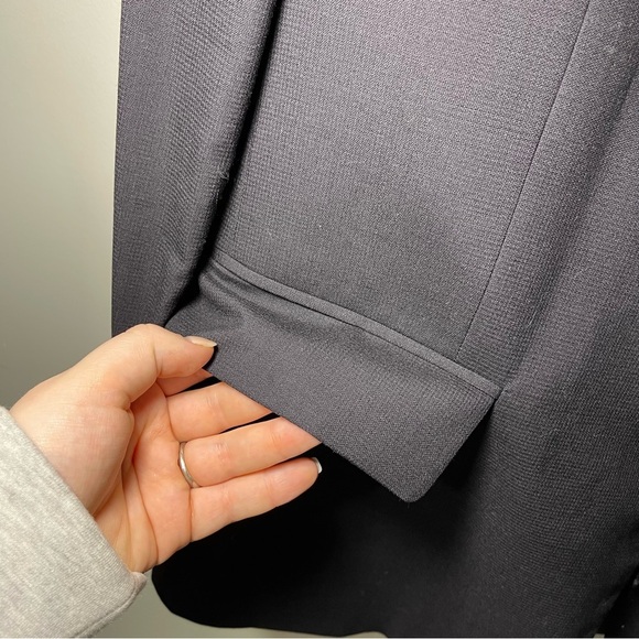 Vintage Oscar de La Renta men's Navy 100% wool 3 button career office blazer 44S - Picture 4 of 11